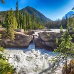 Incredible Mountain View Townhouse In Dt Canmore W/ A/C & U/A Parking